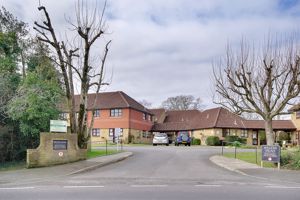 Front External- click for photo gallery